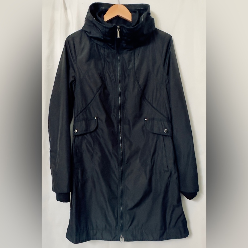 Laundry By Shelli Segal Black Trench Coat with extra zippers on side for extend